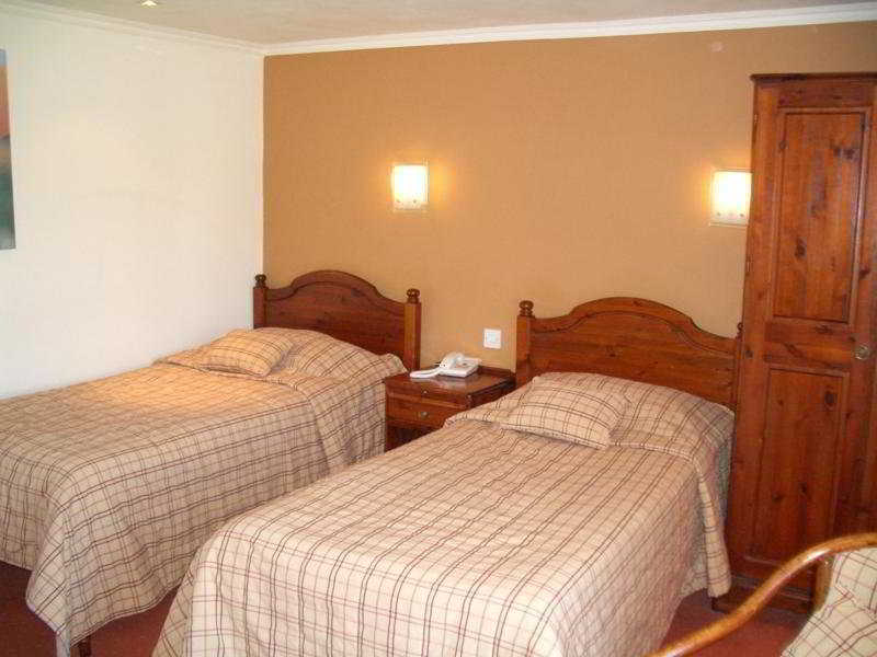 Whoop Hall Hotel&Leisure Killington Lake Kamer foto